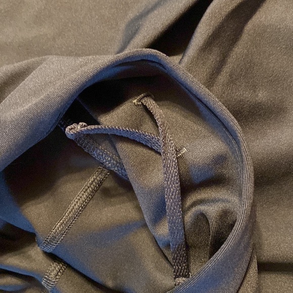 Under Armour grey and pink compression below the knee tights leggings - Picture 5 of 7